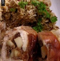 2_ Kieszenie z kurczaka nadziewane gruszką i risotto pietruszkowe