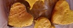 Torciki w kształcie serduszek z masą serową oraz bajaderki (bez glutenu)
