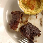 Dorsz zapiekany z suszonymi śliwkami i sufleciki ziemniaczano – serowe (bez glutenu)