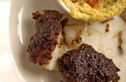 Dorsz zapiekany z suszonymi śliwkami i sufleciki ziemniaczano – serowe (bez glutenu)