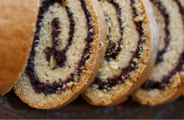 Świąteczny makowiec zawijany (bez glutenu)