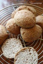 Delikatne bułki migdałowe (bez glutenu)